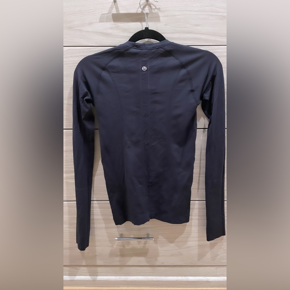 Lululemon - Swiftly Tech Long-Sleeve Shirt, Size 4, lightly worn